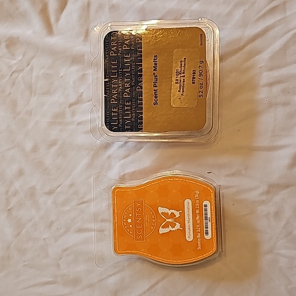 Scentsy and party lite bars - Picture 1 of 3
